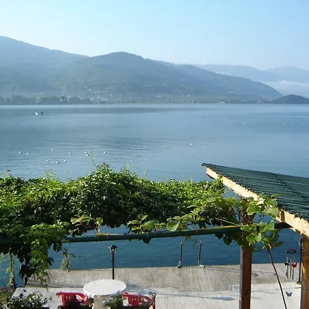 'By The Lake' Apartments Οχρίδα Εξωτερικό φωτογραφία