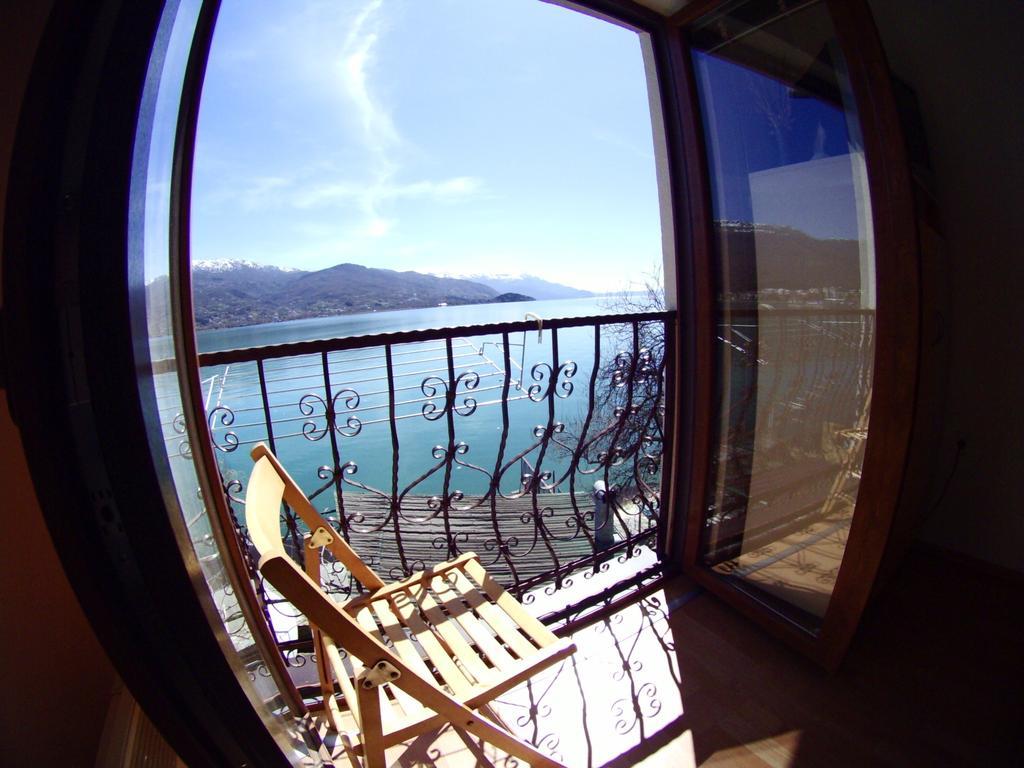 Apartament 'by The Lake' *